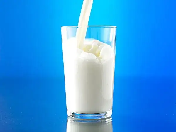 牛奶的6个妙用是什么(图1)